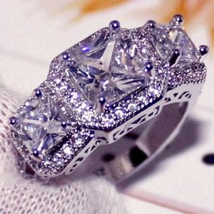 Women White 3 Stone Diamonique wedding size 8